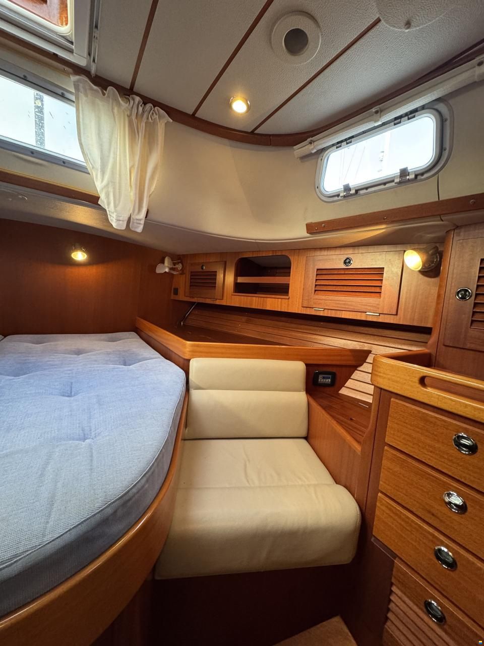 Hallberg-Rassy 46 &ndash; 2003 EU VAT paid.