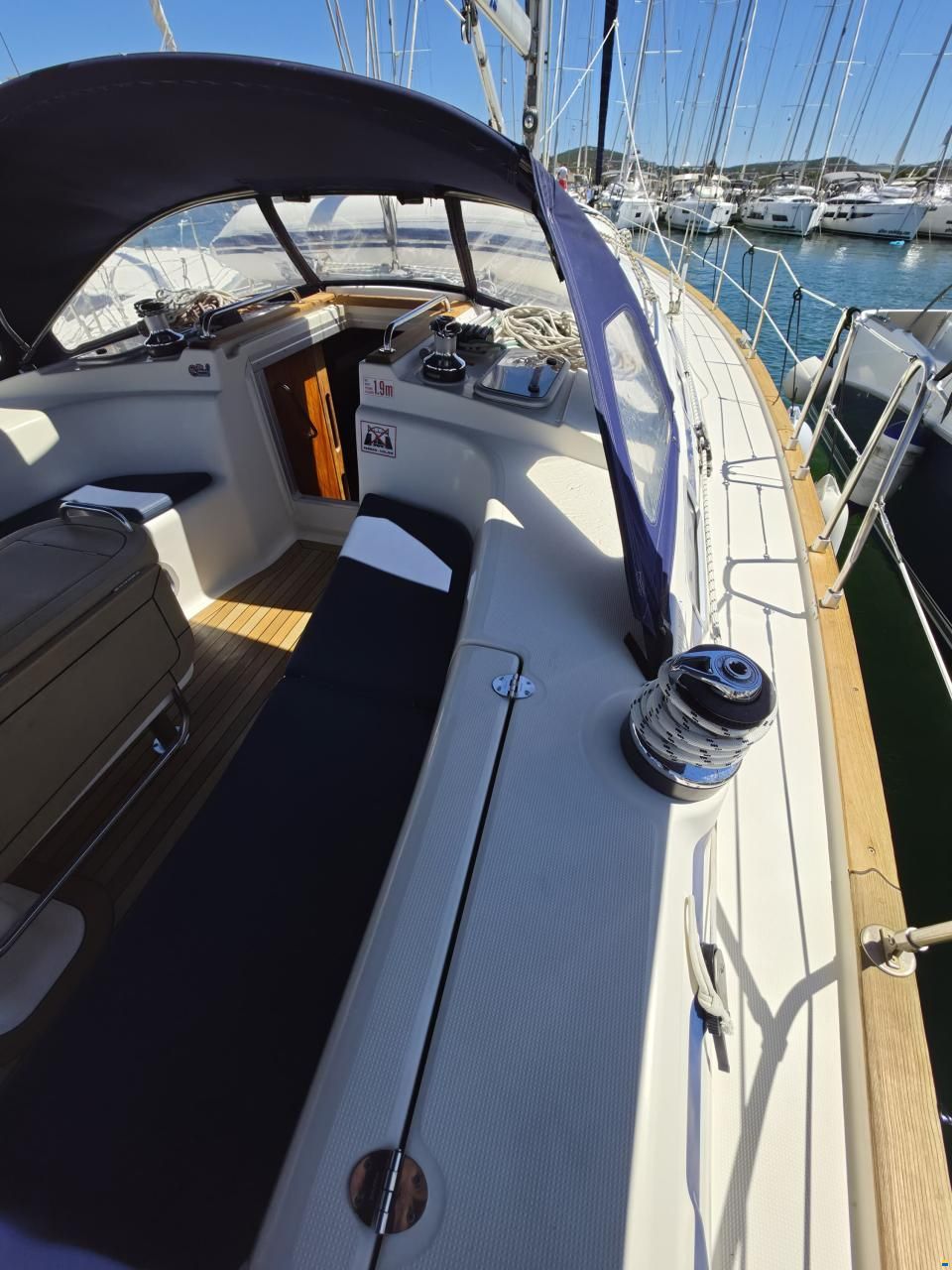 Bavaria 44