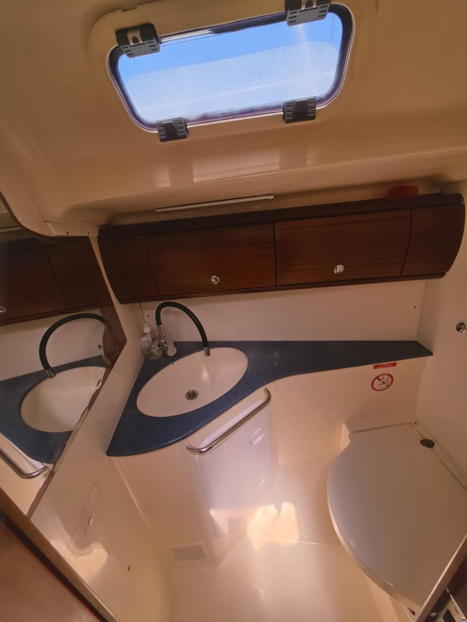 Bavaria 44