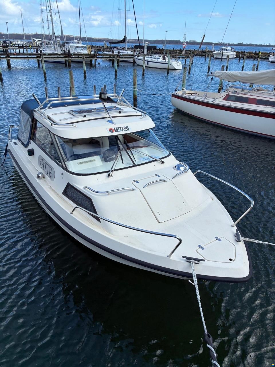 Uttern 6200 CC