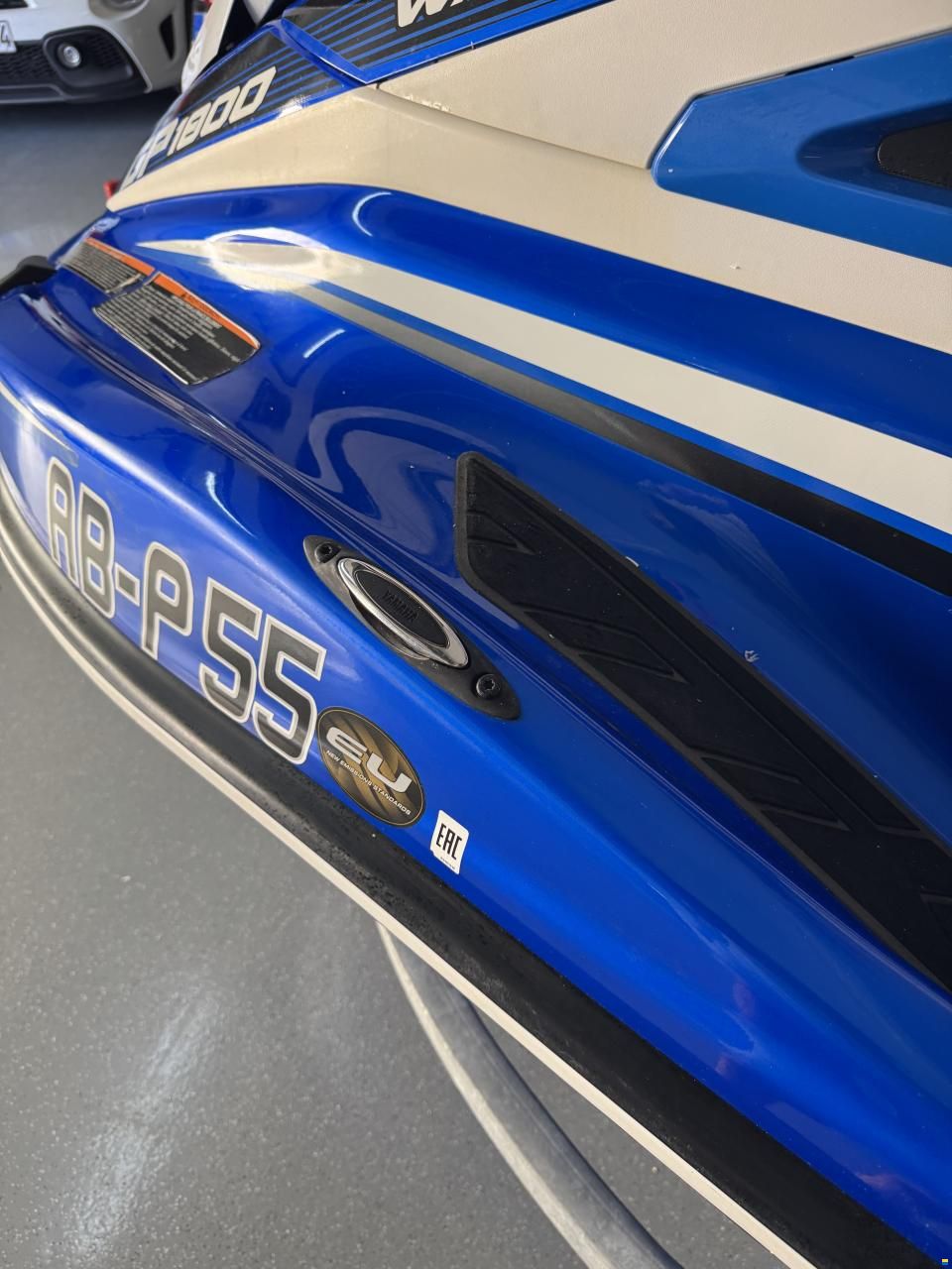 Yamaha Wave Runner GP1800