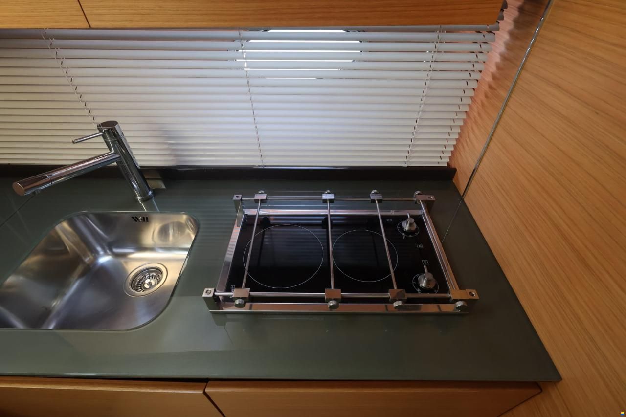 Atlantis 50x4