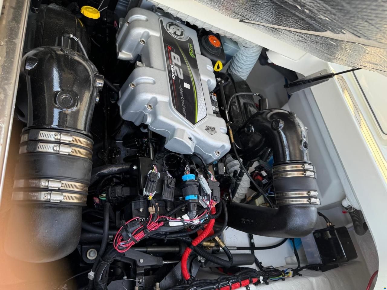 Sea Ray 270 SDX