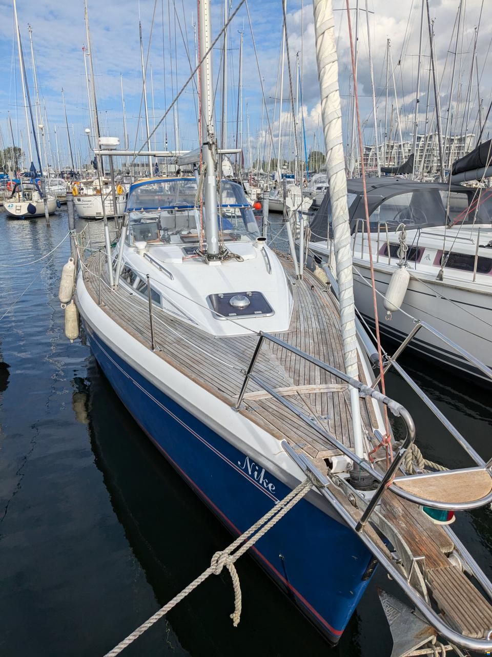 Maxi 38