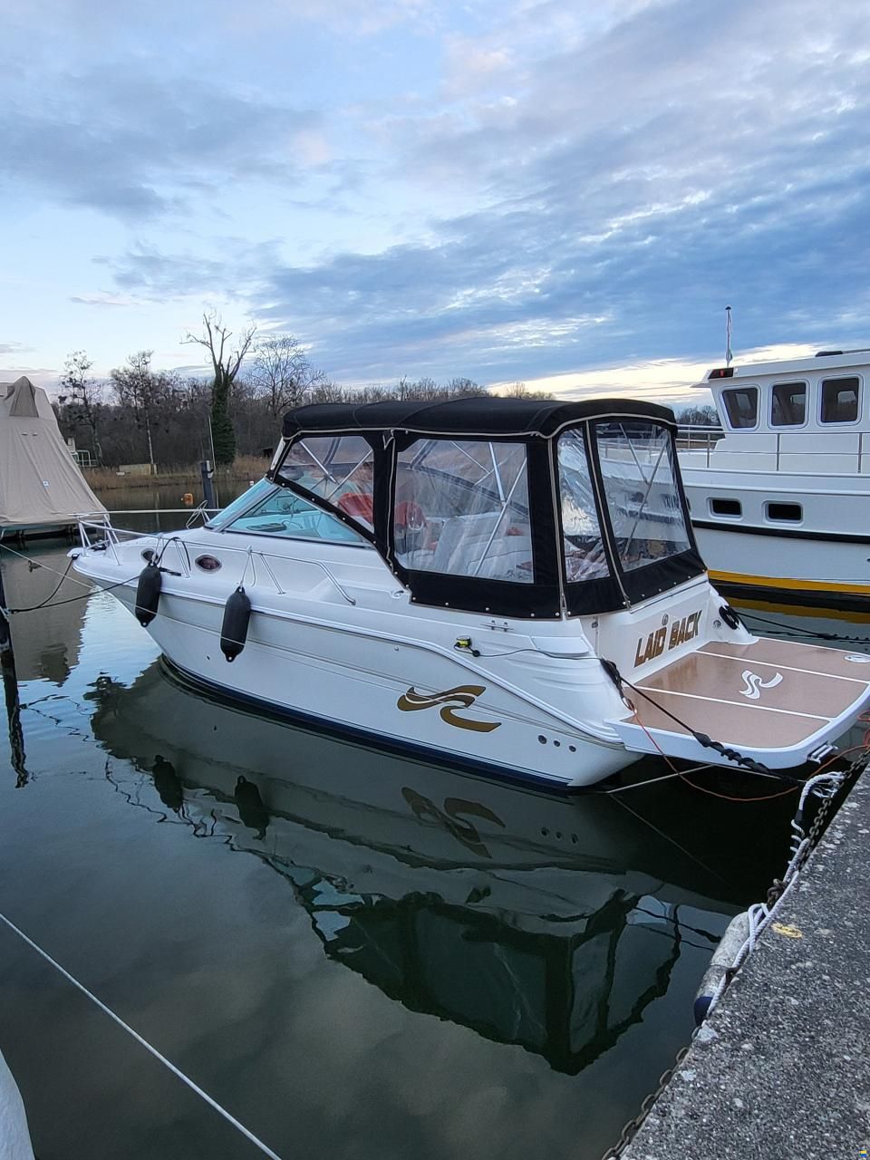 Sea Ray 270 Sundancer