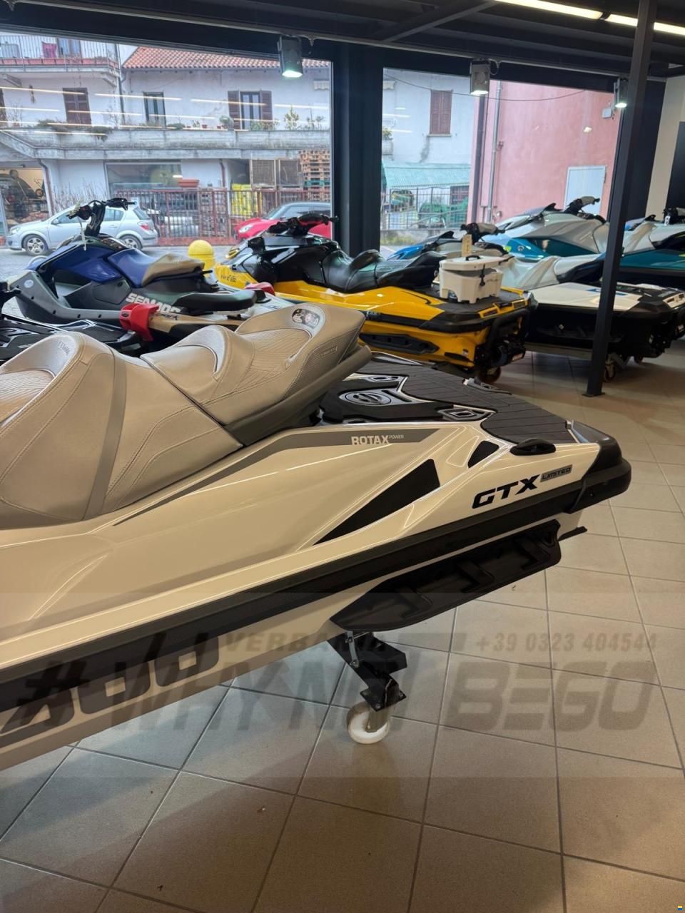 Sea-Doo GTX LIMITED 325 2025