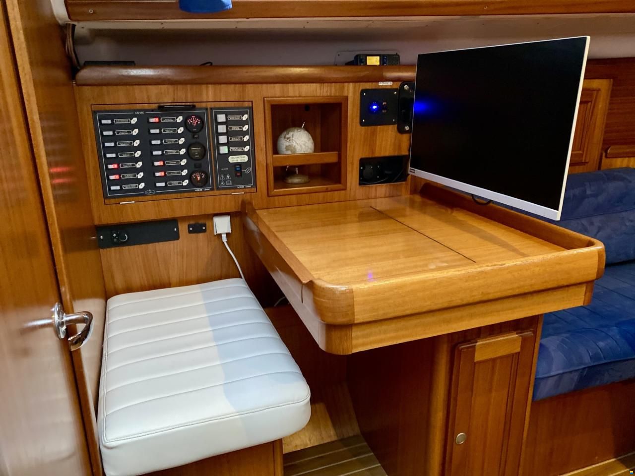 Dufour 36 Classic