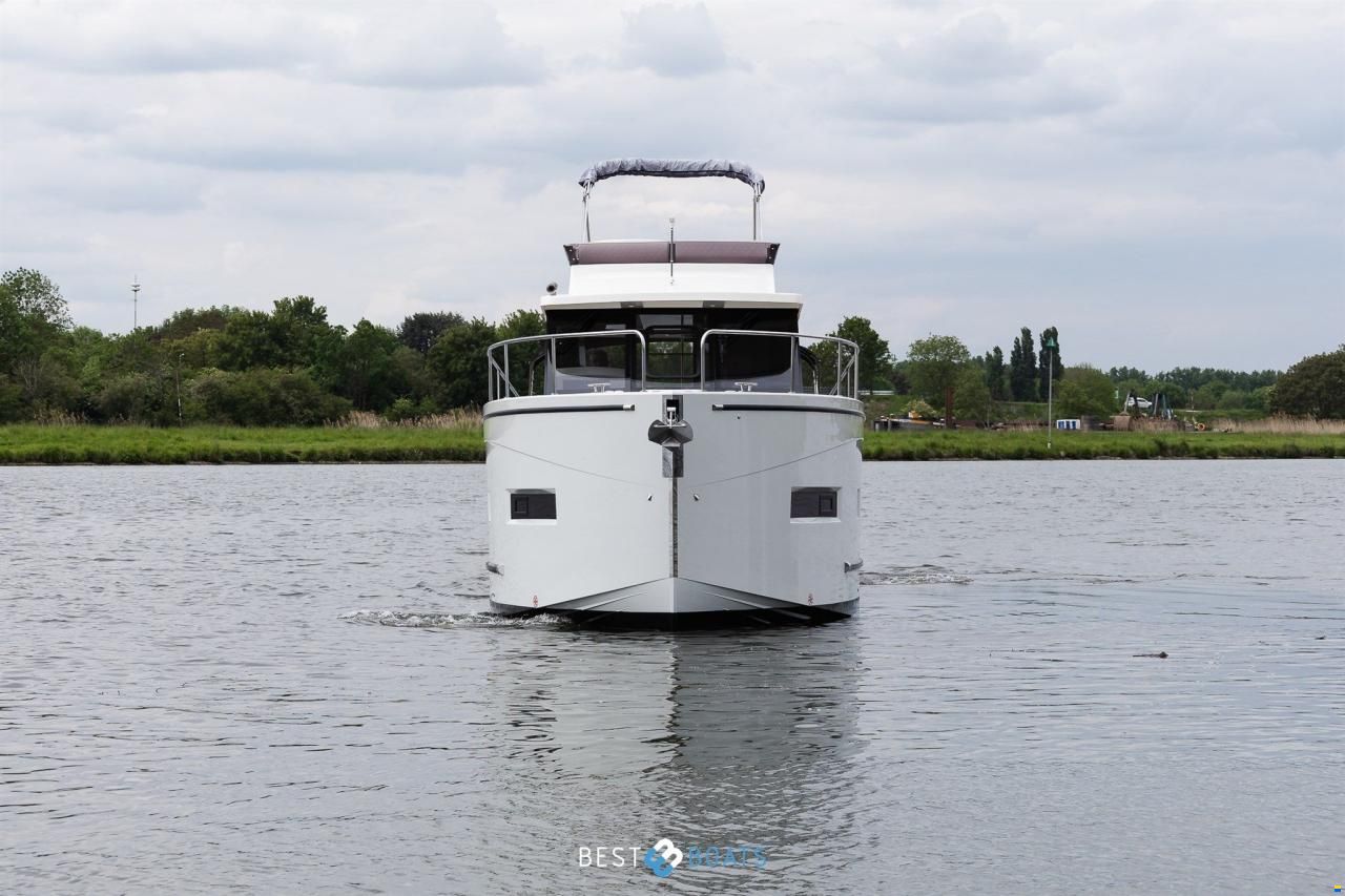 Cobra Futura 36 Premium Fly