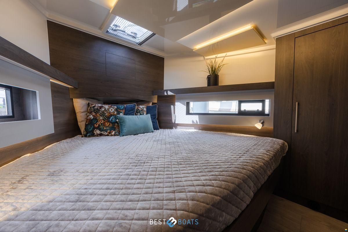 Cobra Futura 36 Premium Fly