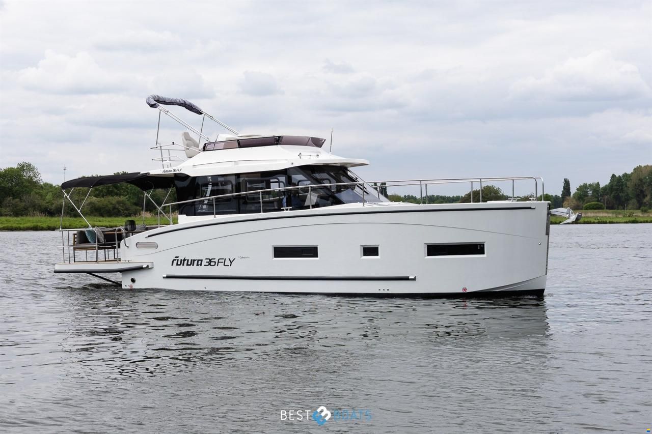 Cobra Futura 36 Premium Fly