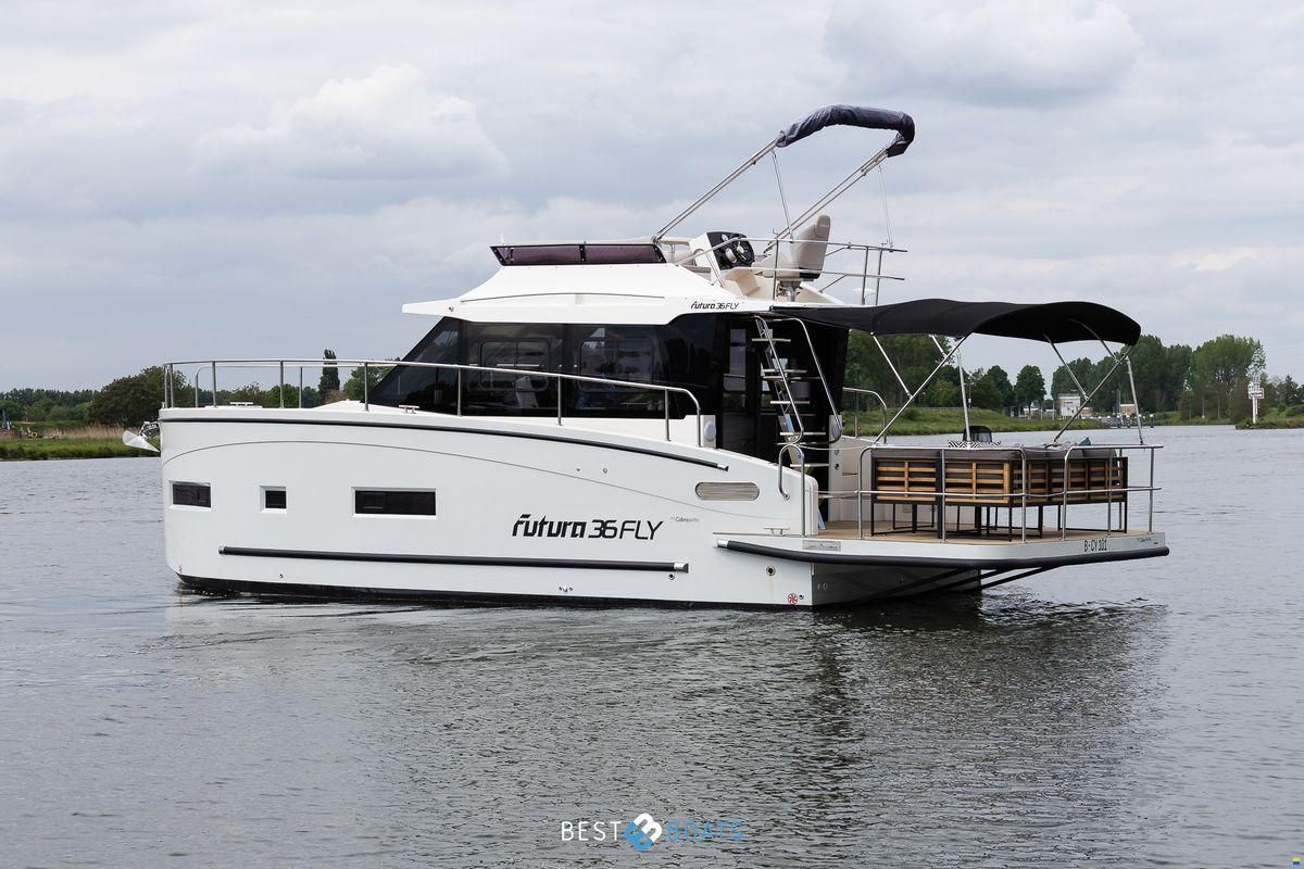 Cobra Futura 36 Premium Fly