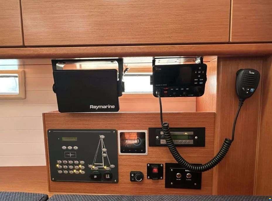 Bavaria CRUISER 46