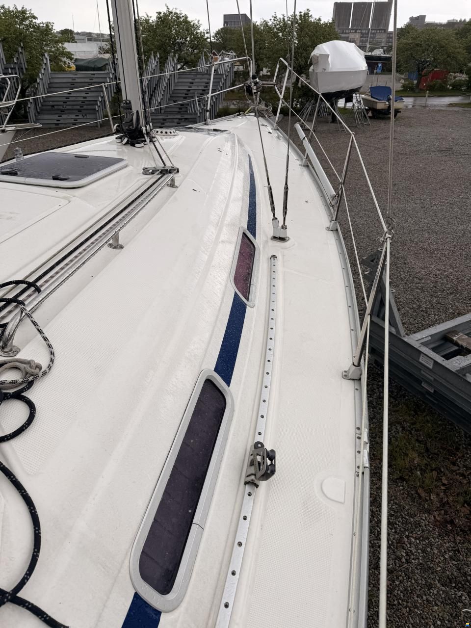 Bavaria 32