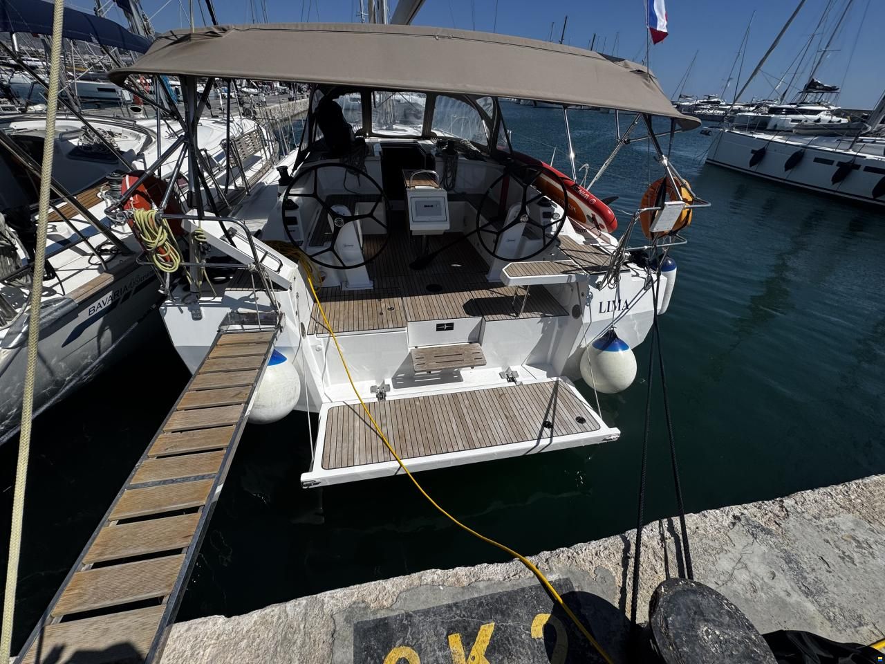Bavaria C42C