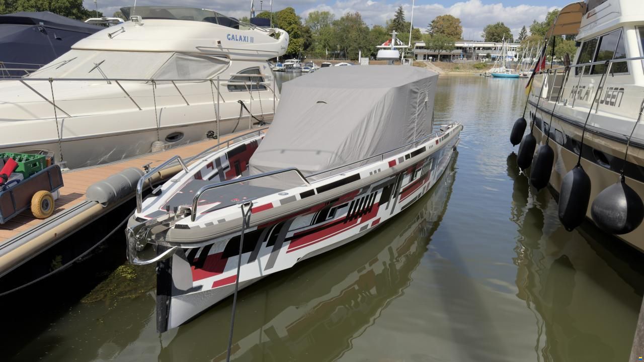 Axopar 37 XC Crosscabin