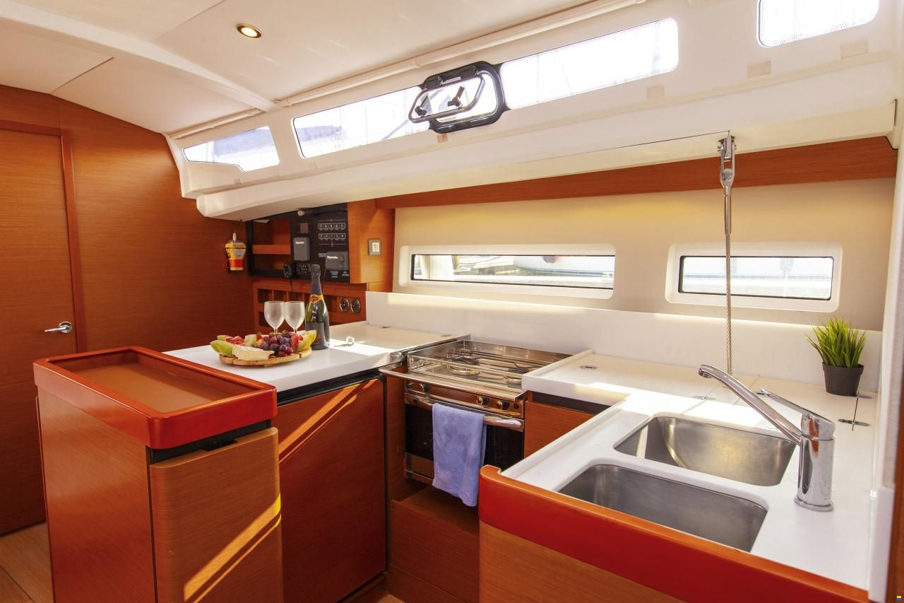 Jeanneau Sun Odyssey 440