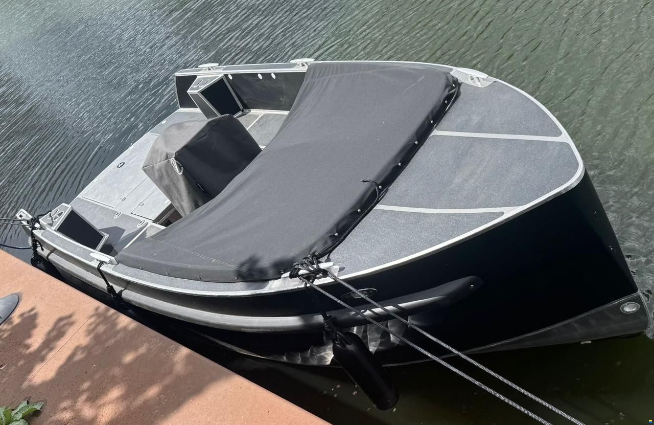 VanVossen van Vossen e-Tender 595