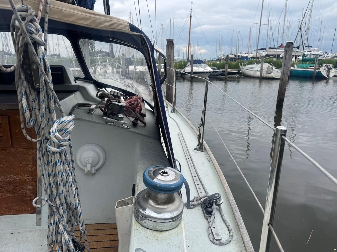 Contessa 32