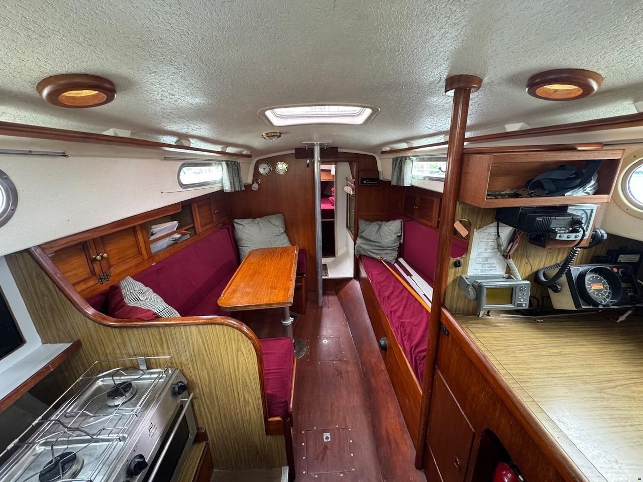 Contessa 32