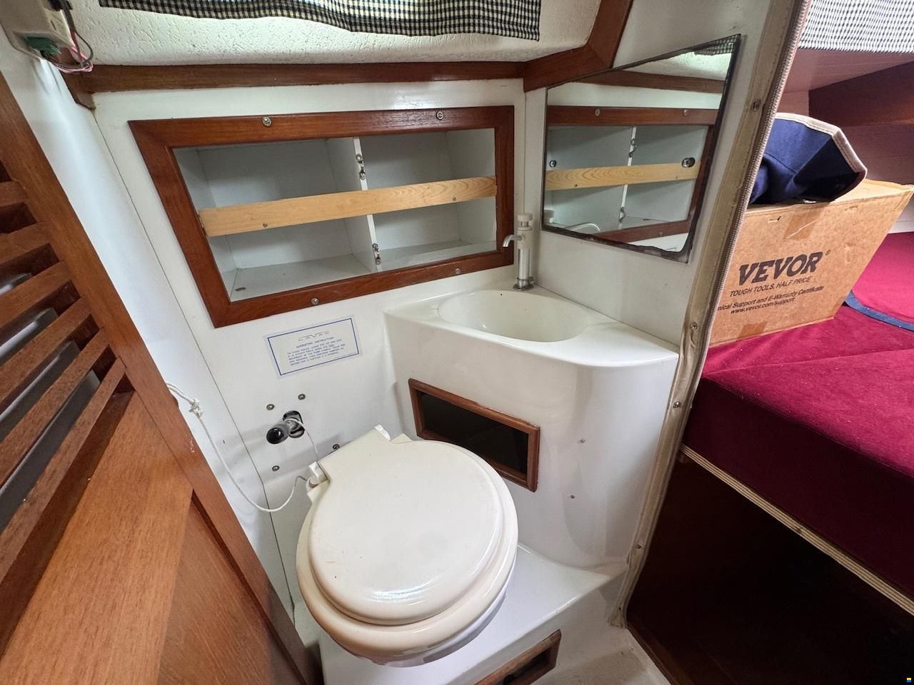 Contessa 32