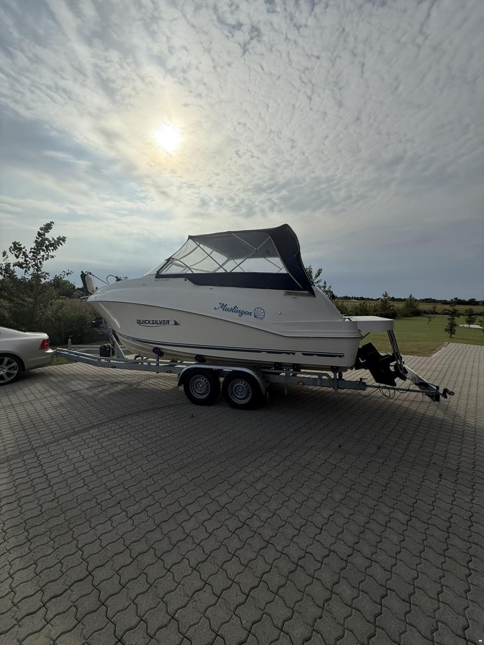 Quicksilver Daycruiser 640