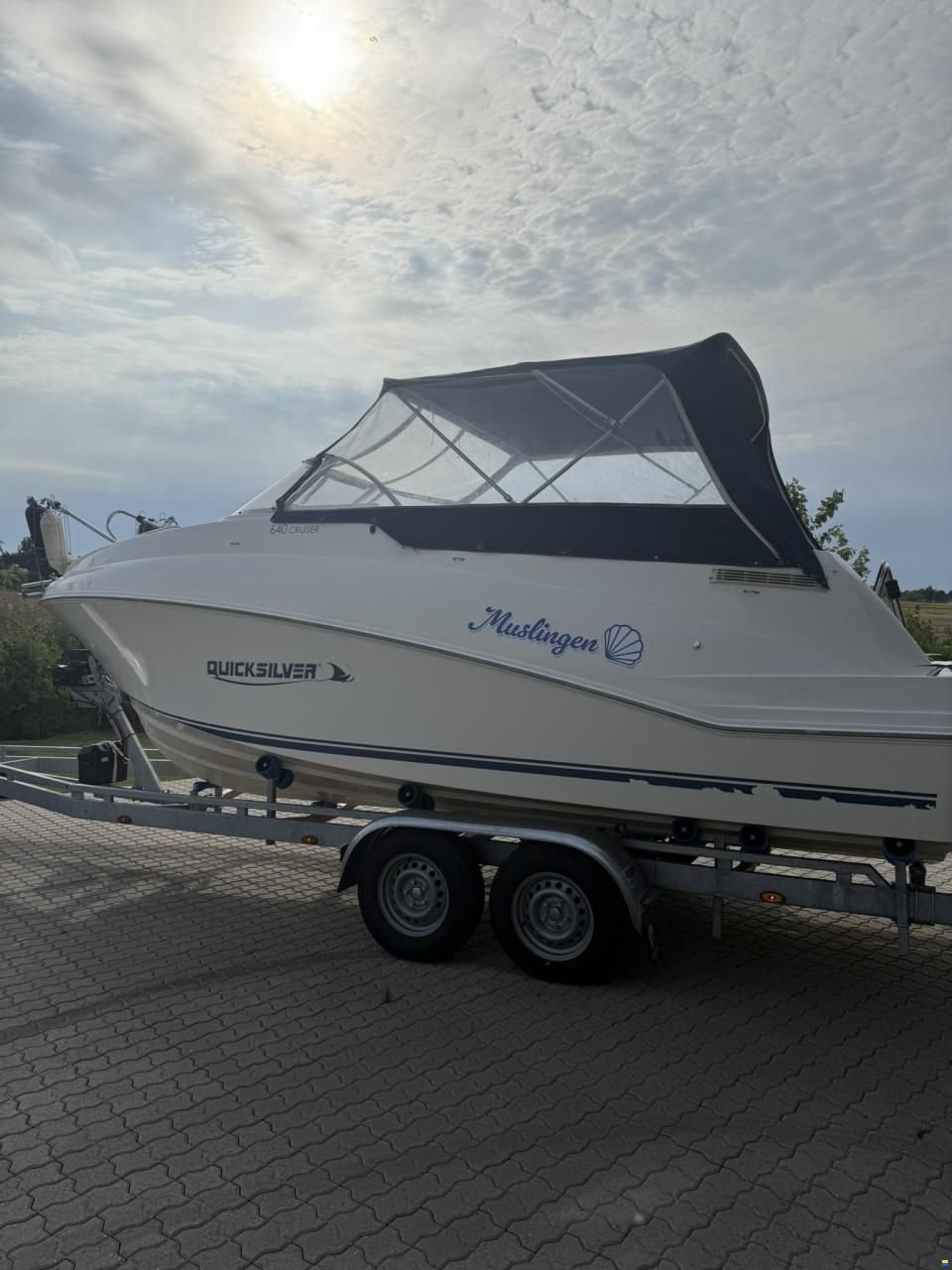 Quicksilver Daycruiser 640