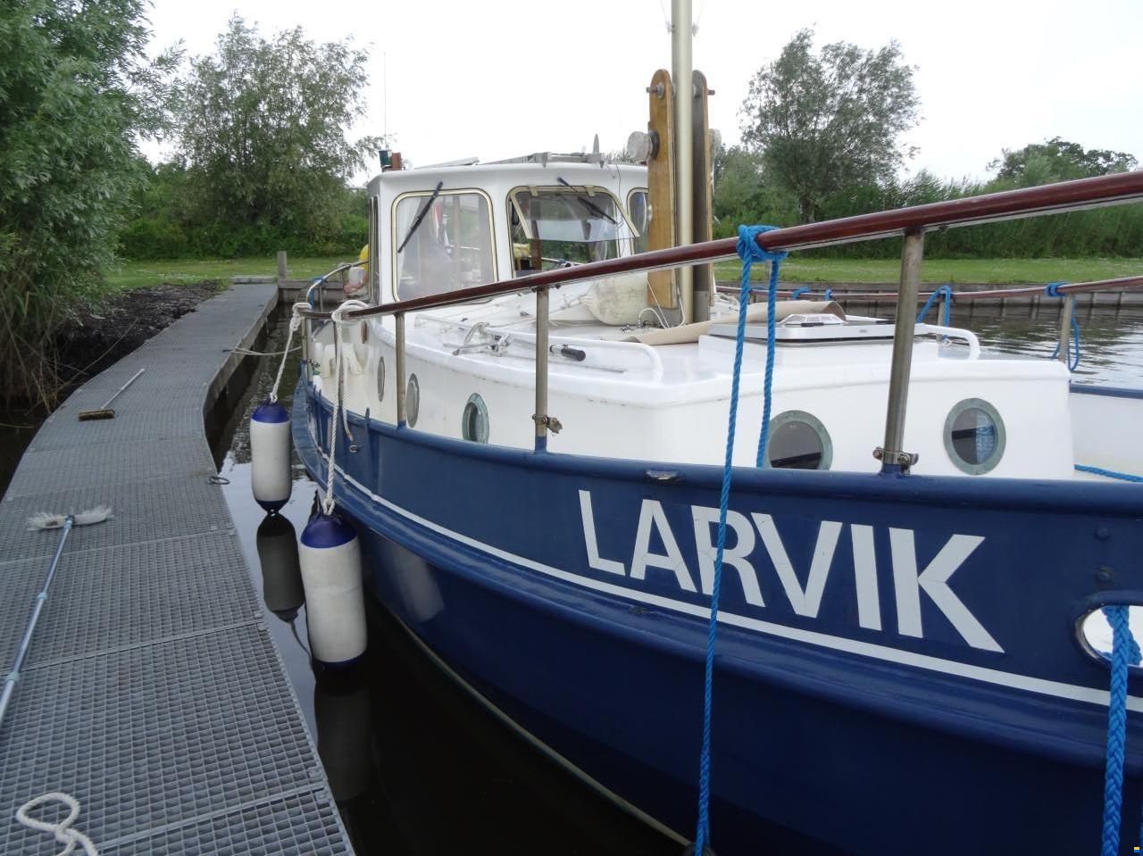 Vripack Ketch Motorzeiler met Kimkielen