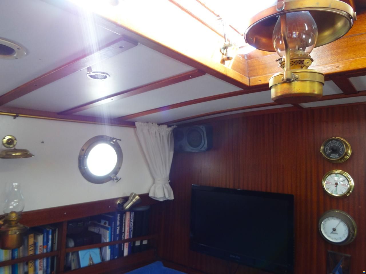 Vripack Ketch Motorzeiler met Kimkielen