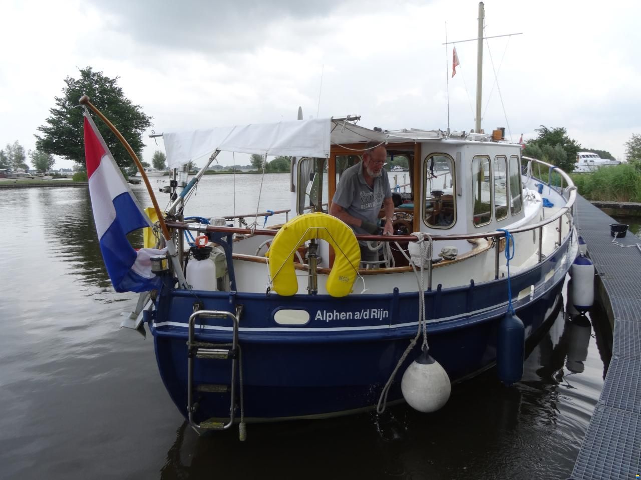 Vripack Ketch Motorzeiler met Kimkielen