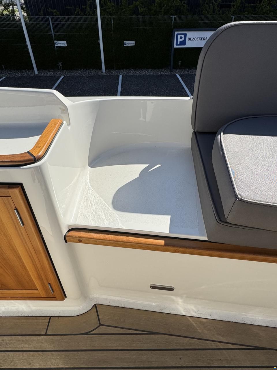 Intercruiser 27