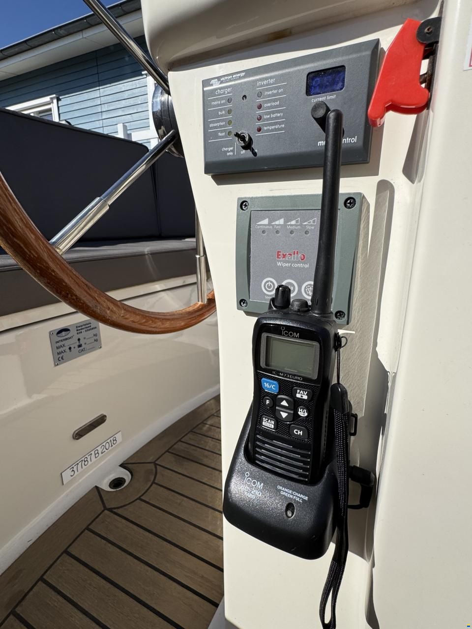 Intercruiser 27