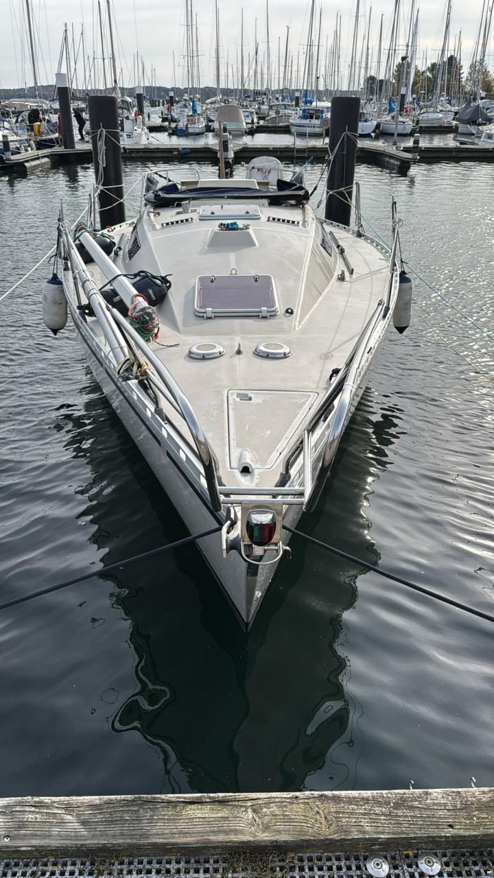 Beneteau First 32