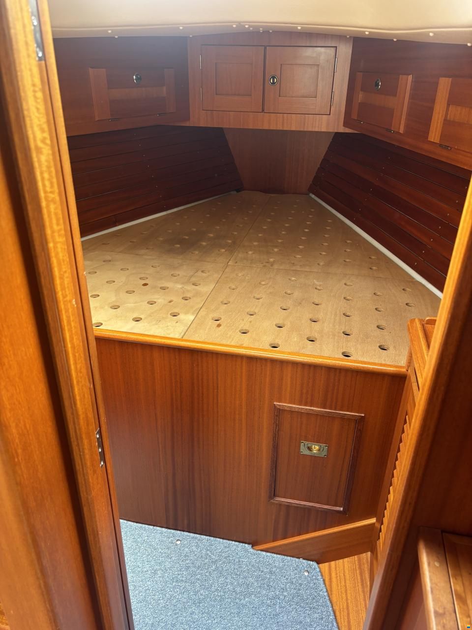 Hallberg-Rassy HR34