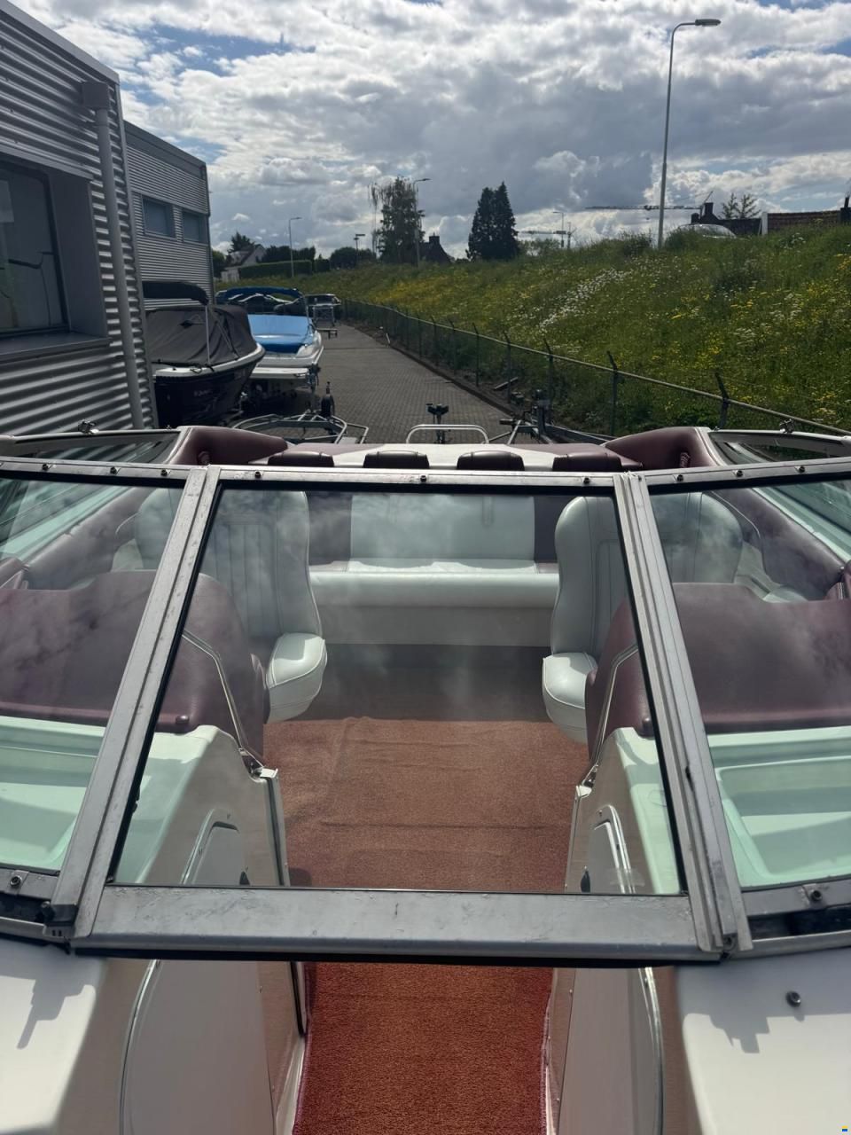Mariah Z272 Baron