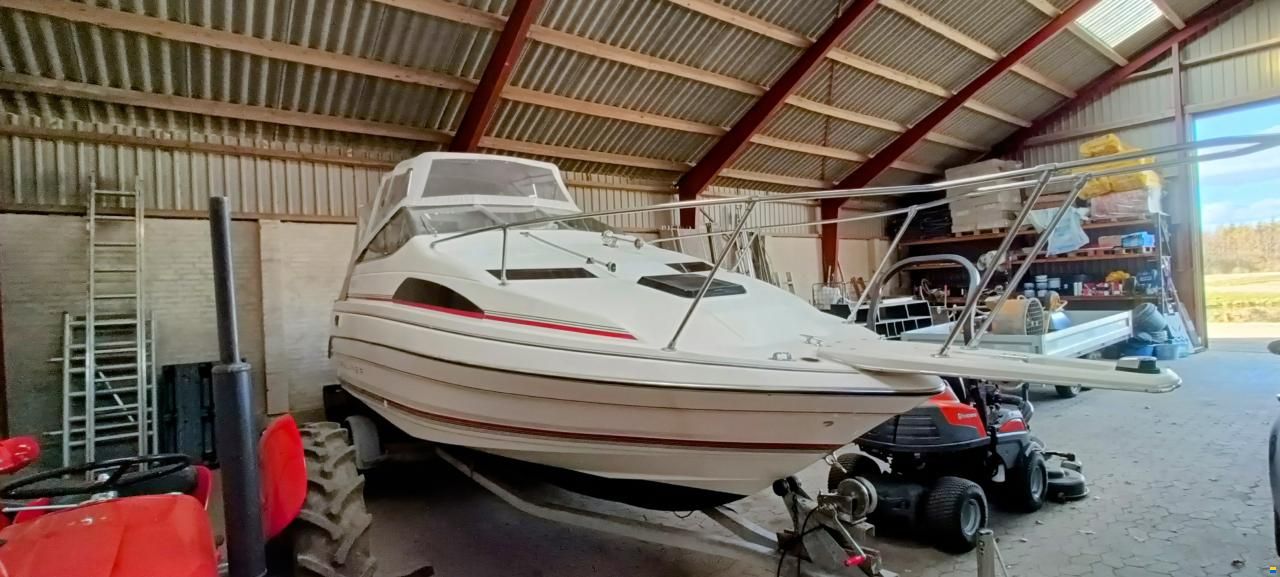 Bayliner SunBird 2255