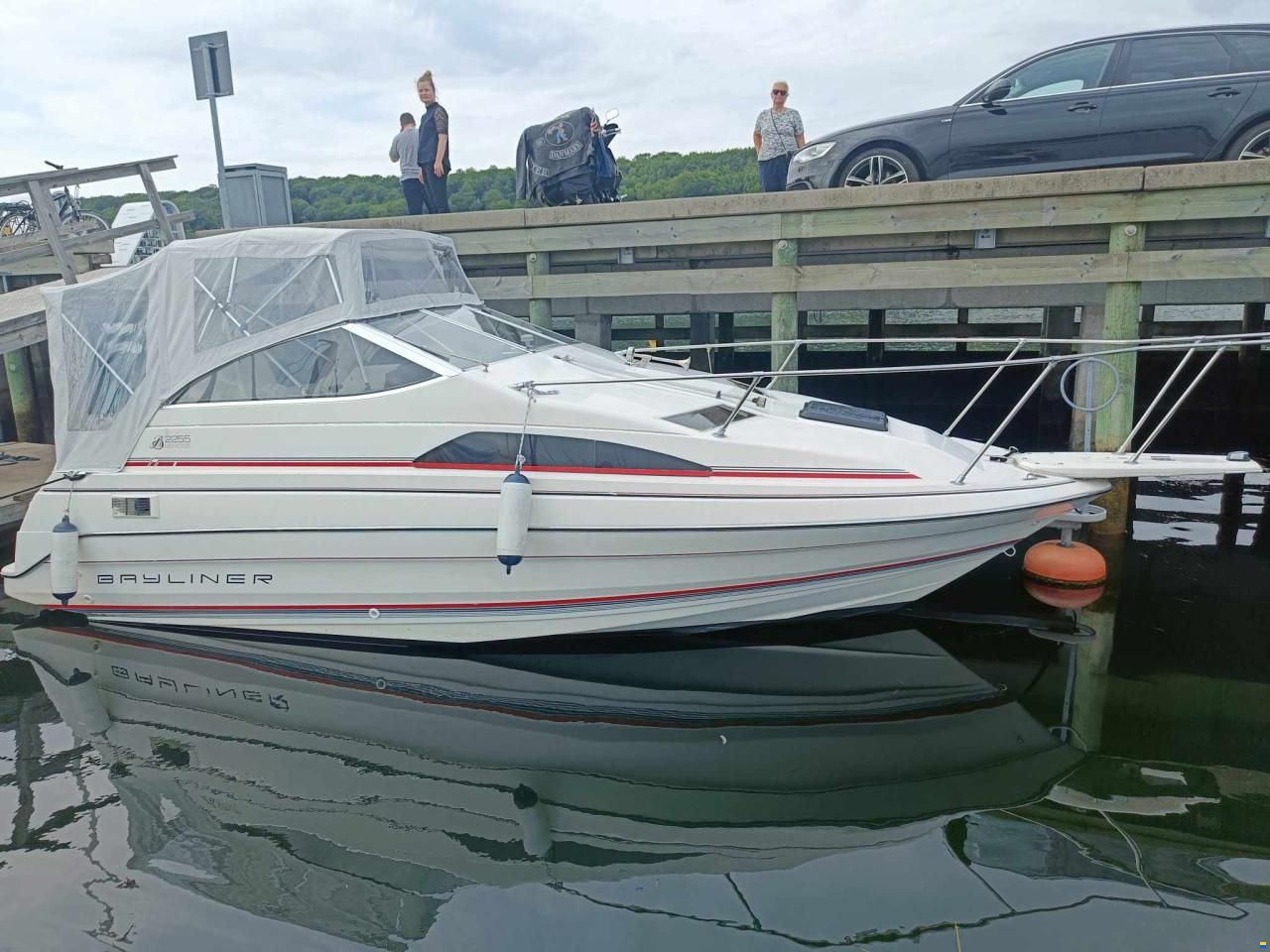 Bayliner SunBird 2255