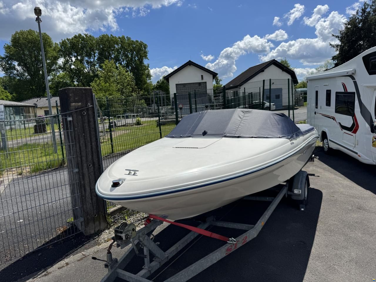 Sea Ray 175 CB