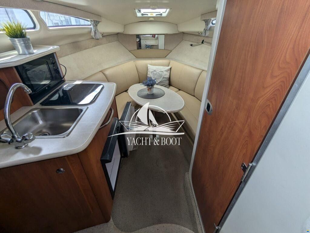Bayliner 245
