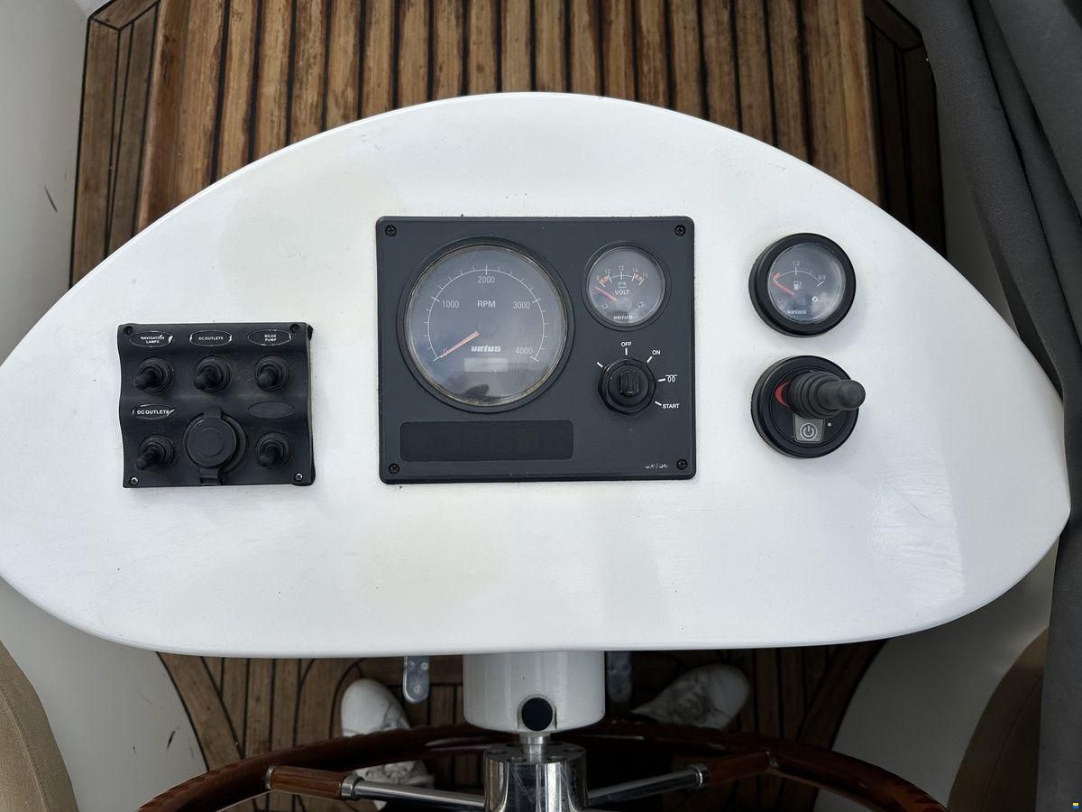 Riviera 24