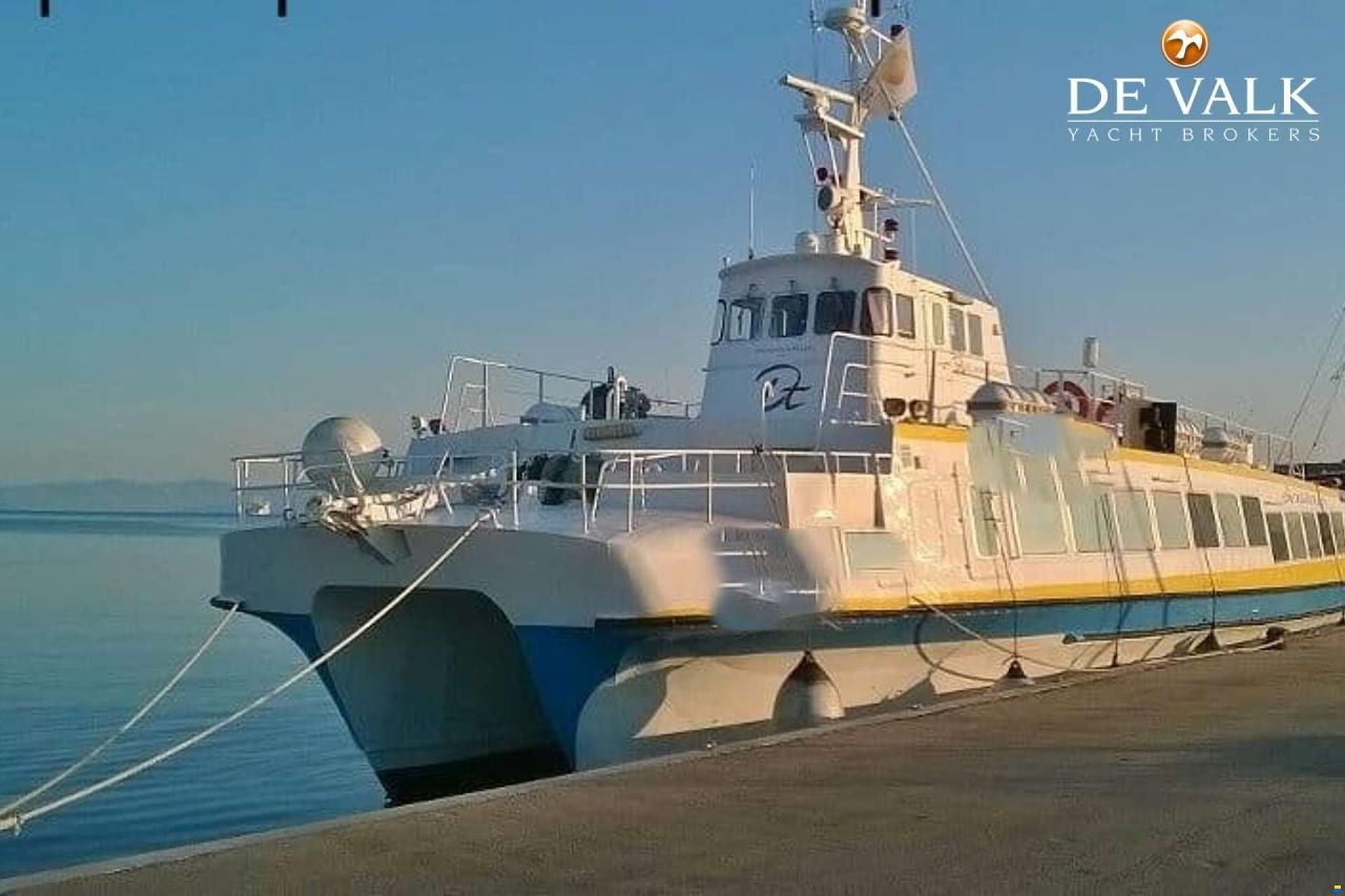 Day Passengers Ship CATAMARAN 26.5