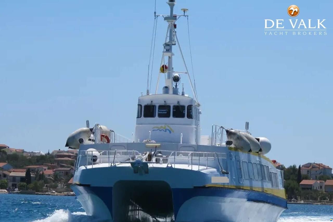 Day Passengers Ship CATAMARAN 26.5