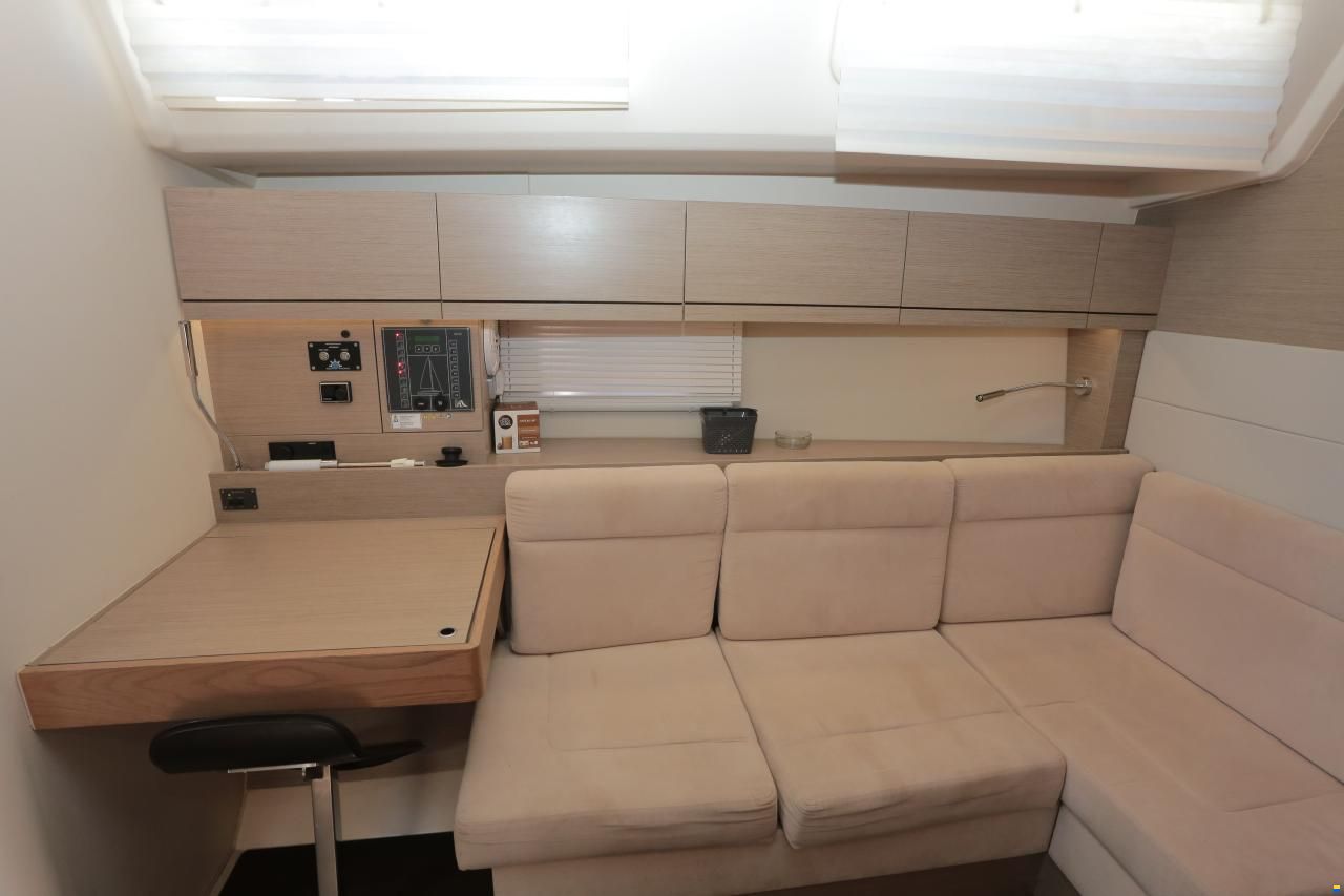 Hanse 458