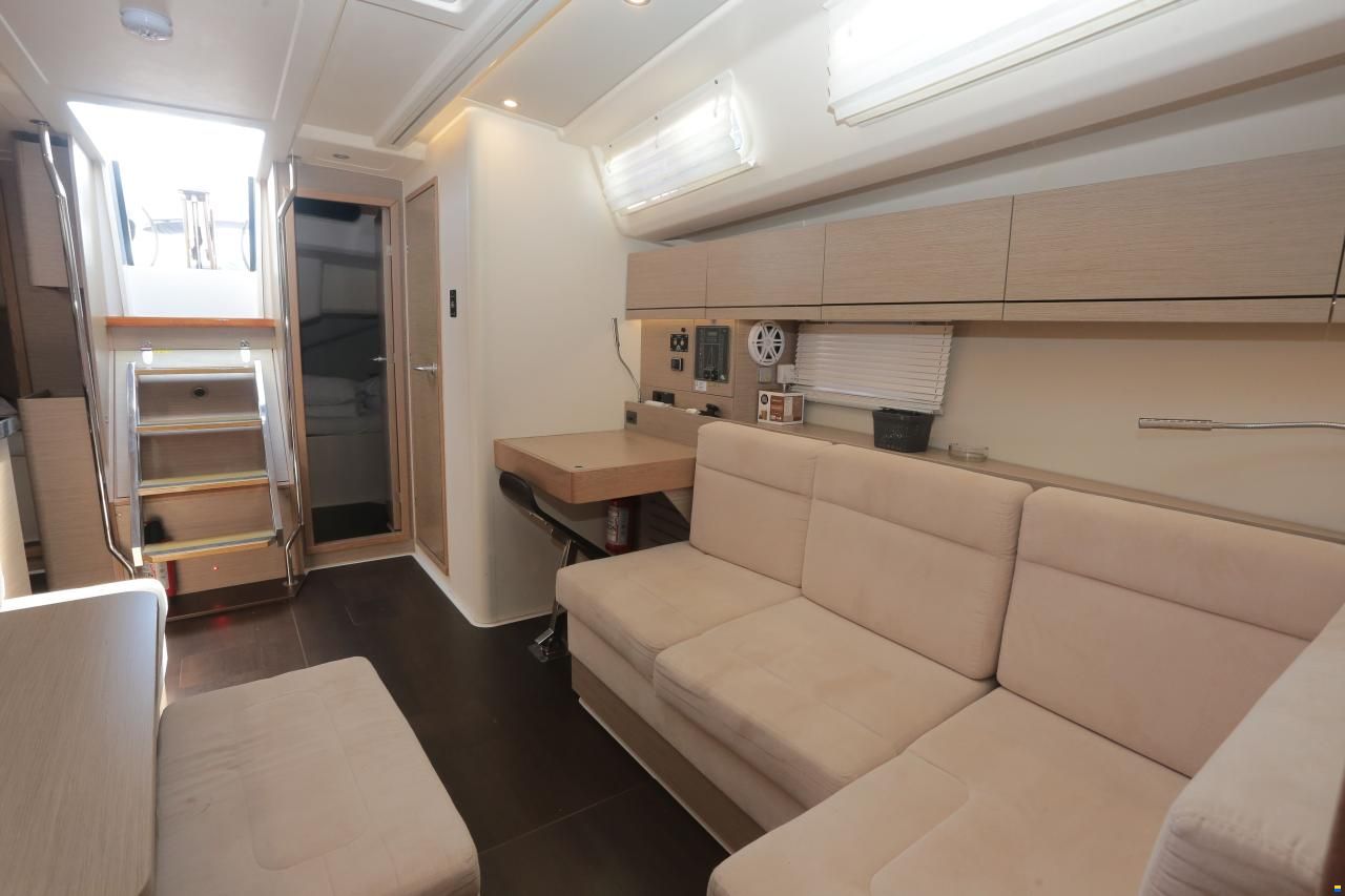 Hanse 458