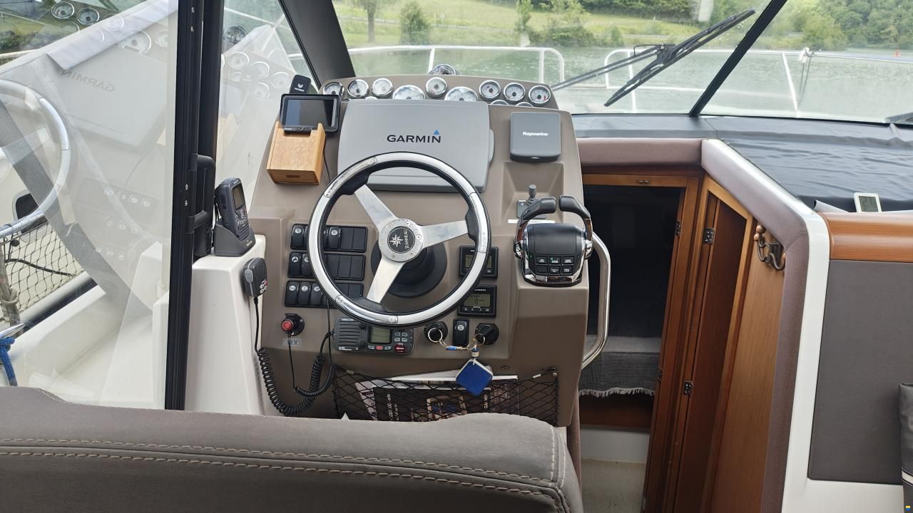 Jeanneau NC 11