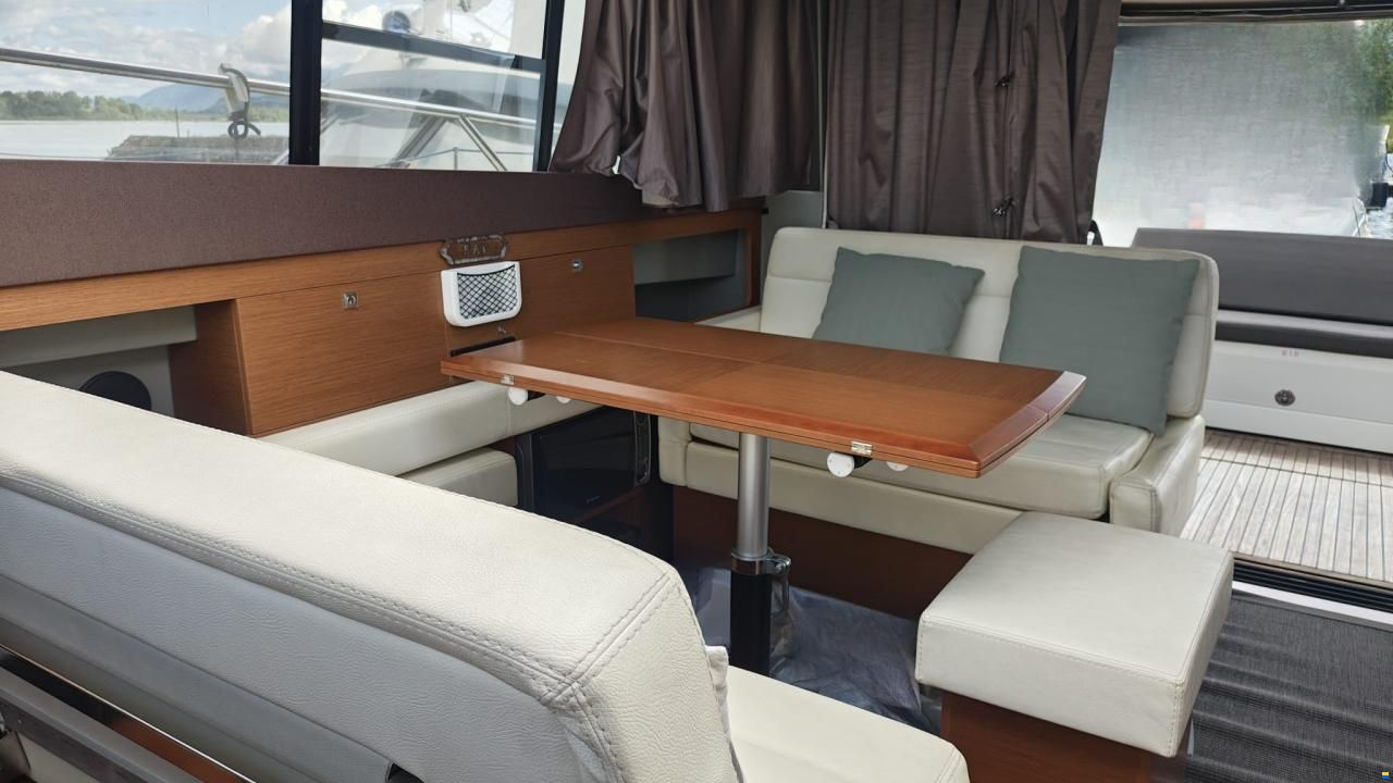 Jeanneau NC 11