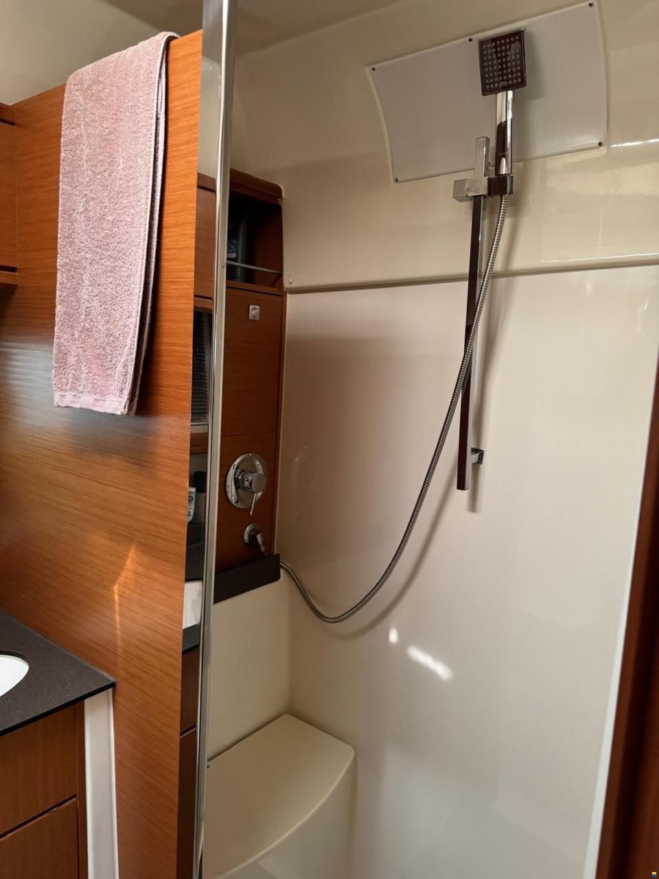 Bavaria 39HT