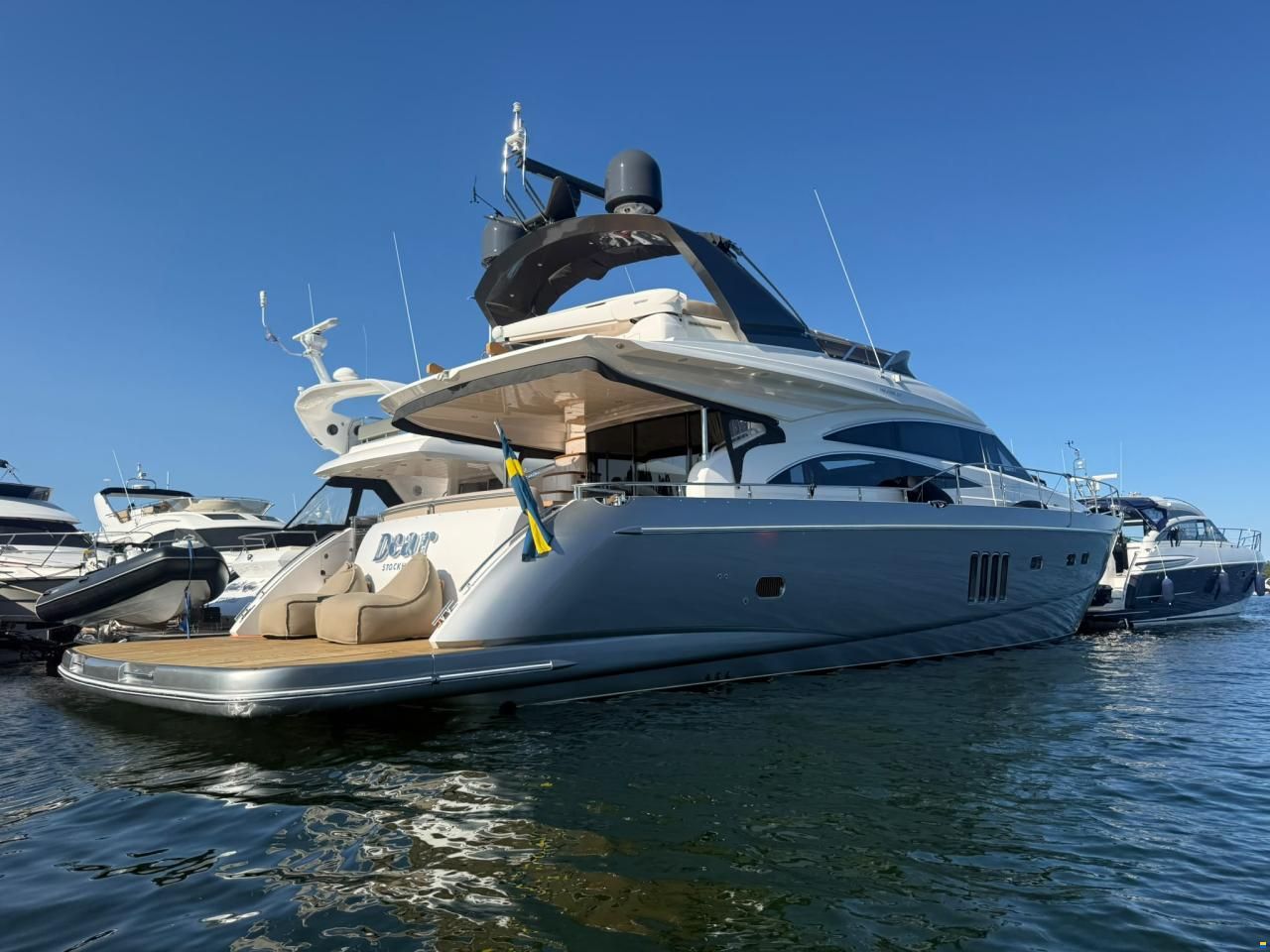 Princess 67