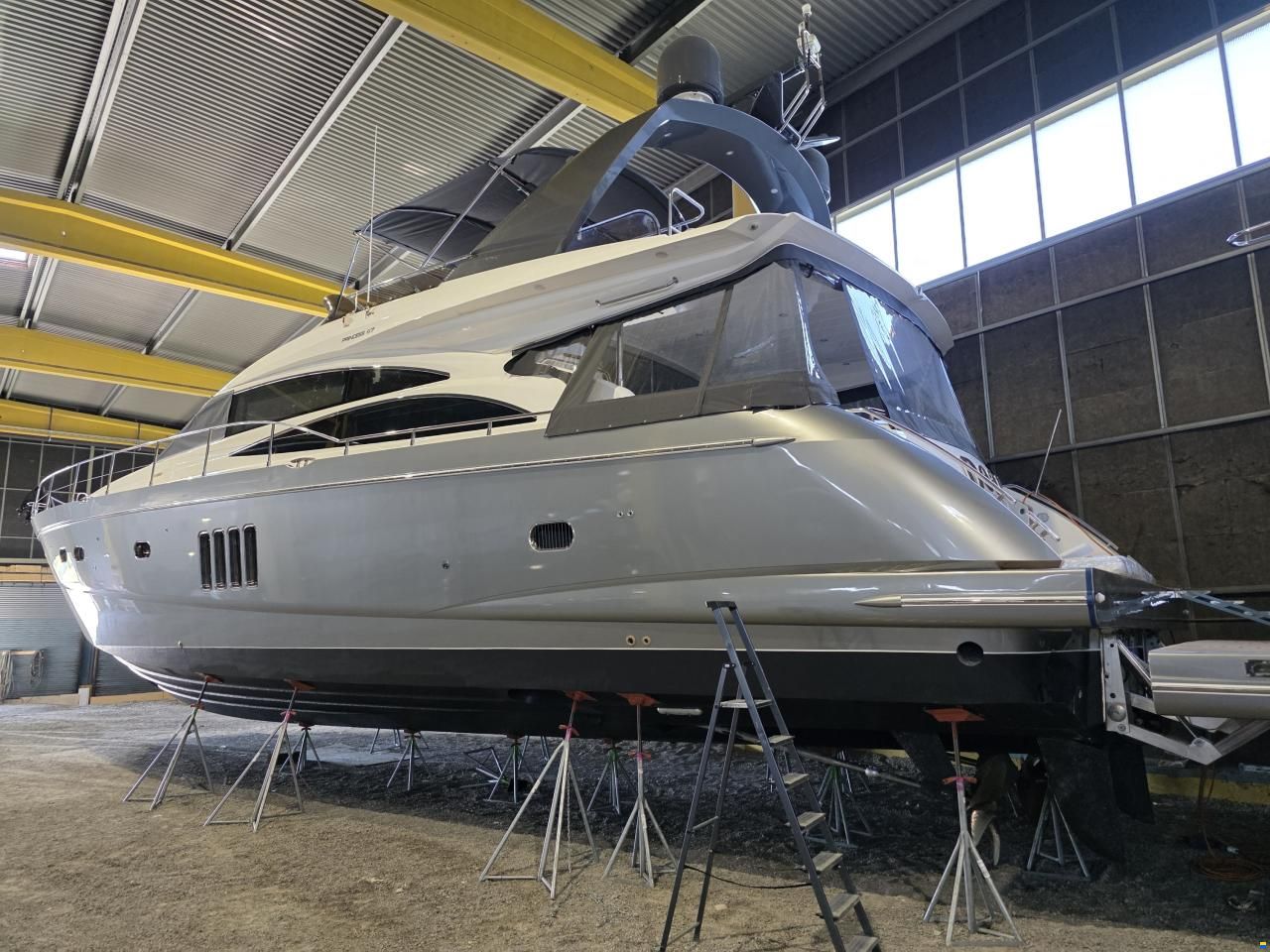 Princess 67