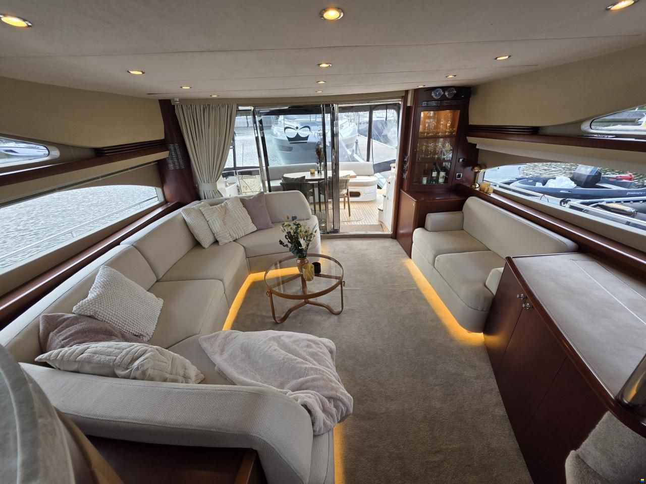 Princess 67