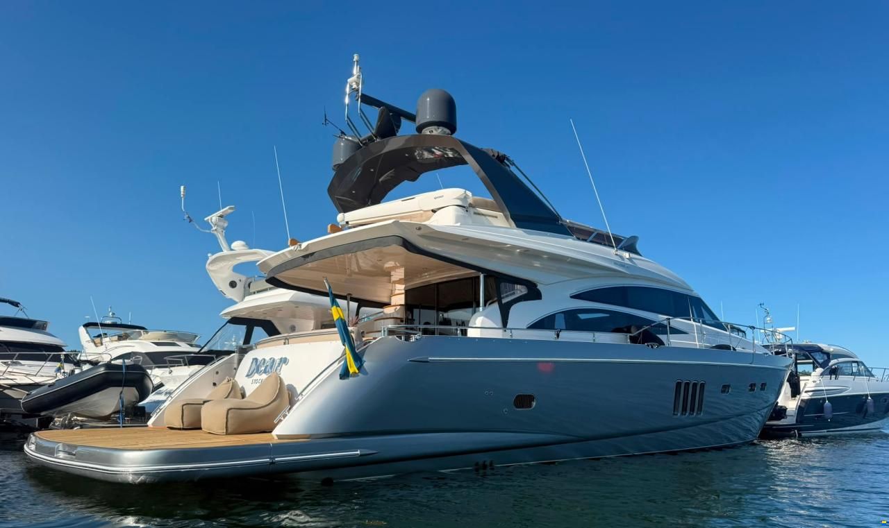 Princess 67